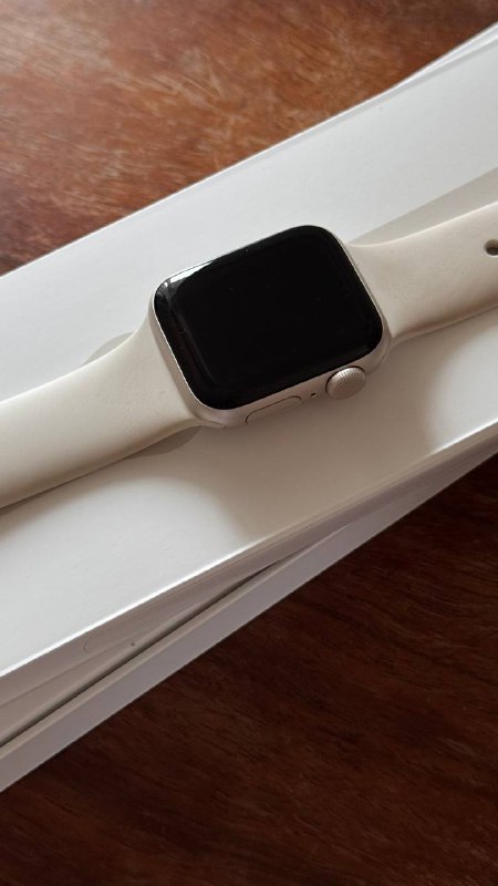 Apple Watch SE gen 2 40 mm 3