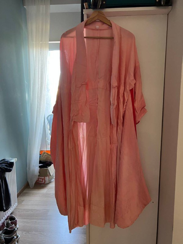 Японское кимоно с длинным рукавом