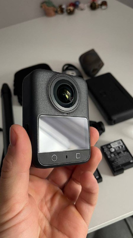 DJI Osmo 360 Adventure Combo камера с аксессуарами