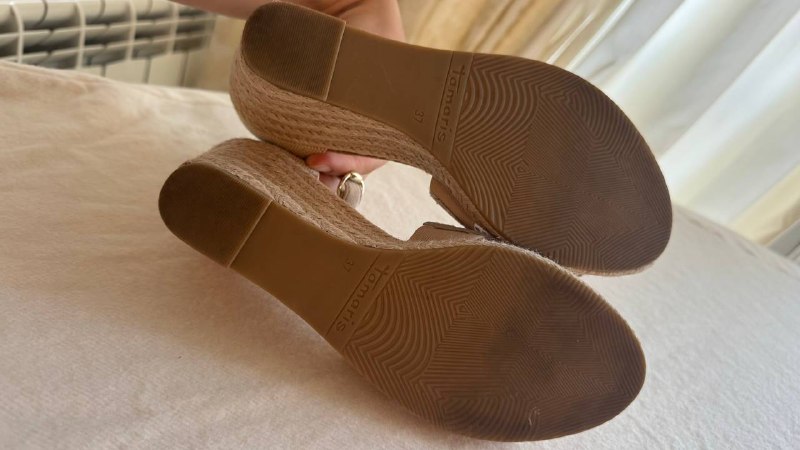 Сандали женские 37 р 4