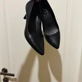 Classic high heels, leather shoes 2