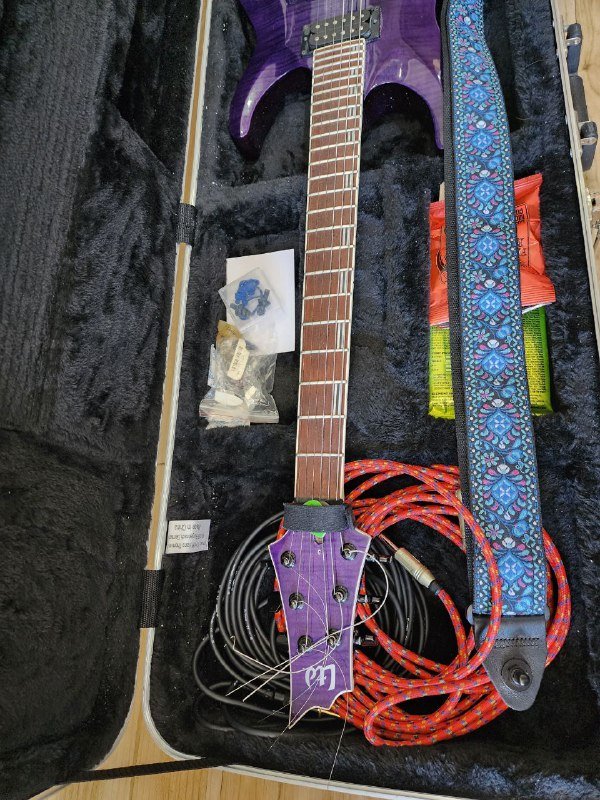 Электрогитара ESP LTD H-200FM, кейс, кабели, аксессуары 2