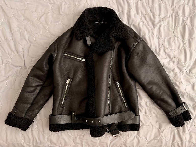 Куртка, джинсы, толстовка, шорты, безрукавка, рубашка, футболка