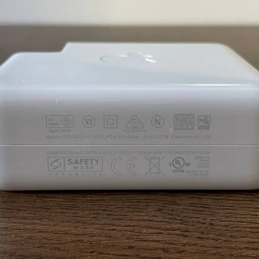 Зарядный блок Apple USB-C 96W, кабель USB-C