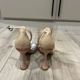 Бежевые туфли 2
