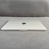 MacBook Air 13" M4 2025 2