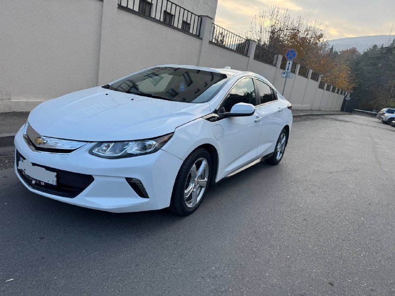 Chevrolet Volt 8