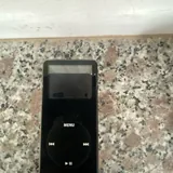 Apple iPod nano 1 GB 1