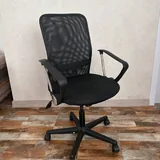 Стол, компьютерное кресло 1