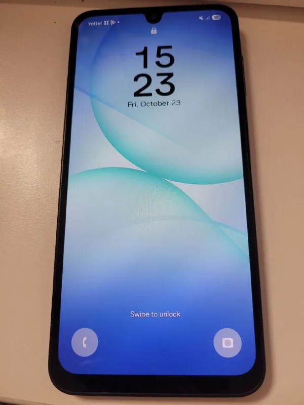 Samsung A17 4/128 GB pametni telefon 1