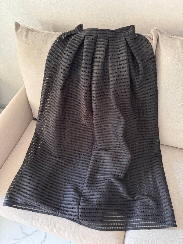 черная юбка в пол