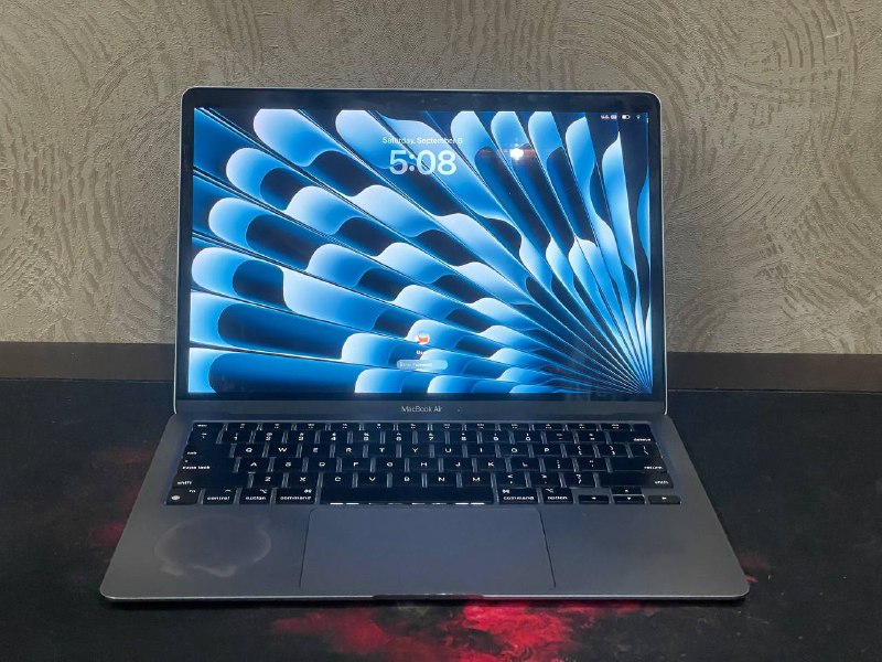 Macbook Air 2020 M1 8GB 86% battery 2