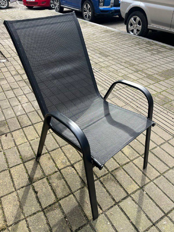 Морозильник, стулья черные, полка, уличные стол и стулья 7