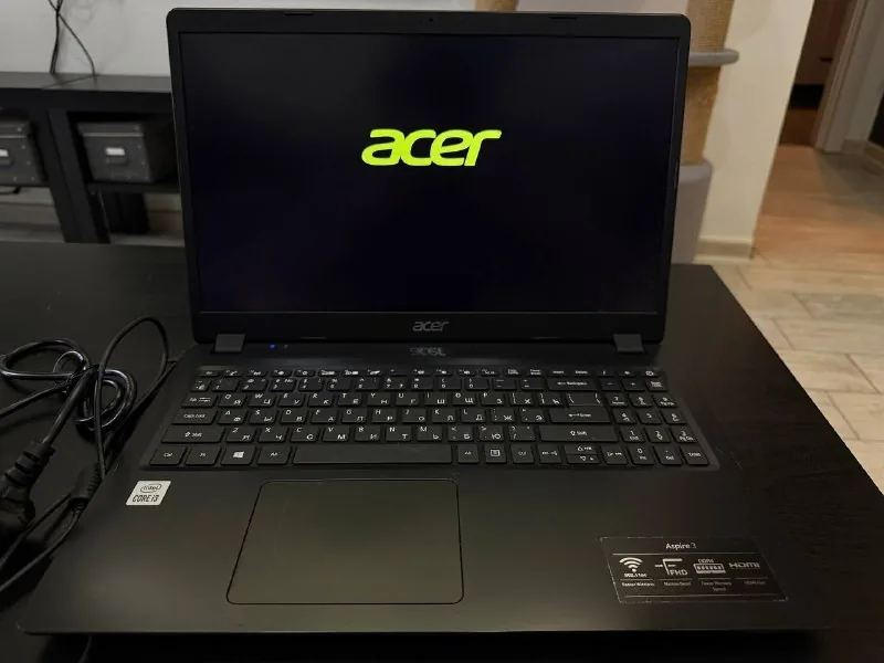 Ноутбук Acer Aspire 3 1
