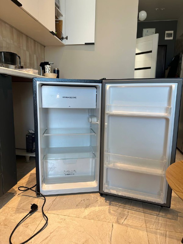 Холодильник Gorenje с морозильником, 82х38х47 см 6