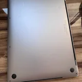 MacBook Pro 15.4 inch, Magic Keyboard 4