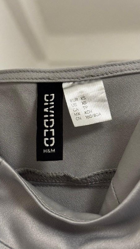 Серебристое сатиновое платье, Голубое вязаное платье с открытой спиной 5