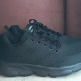 Кроссовки 39, футболка M, спортивные штаны M 2