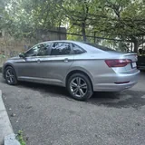 Volkswagen Jetta 2019 4