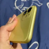iPhone 11 64Гб 6