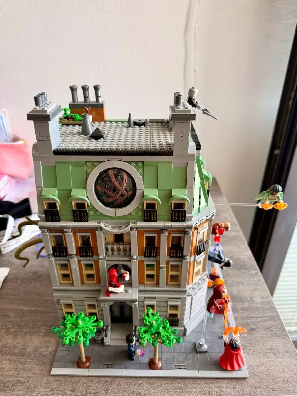Lego Sanctum Sanctorum, мини фигурки 1