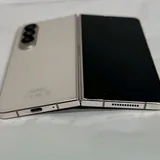 Samsung Galaxy Z Fold 4 4
