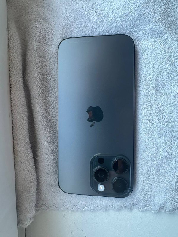 Продам 16 Pro Max 512GB 8