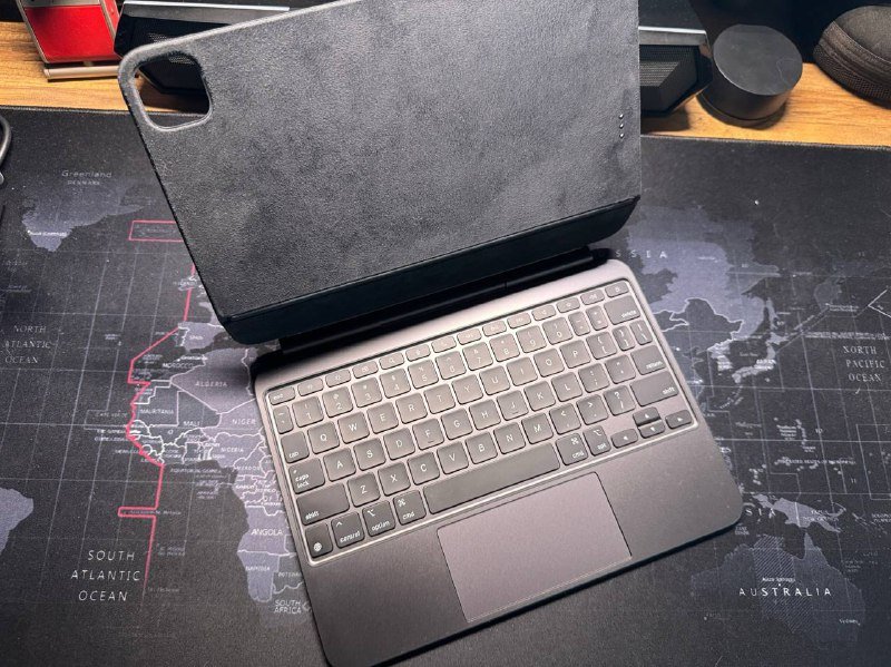 Magic Keyboard для iPad Pro 11" M4