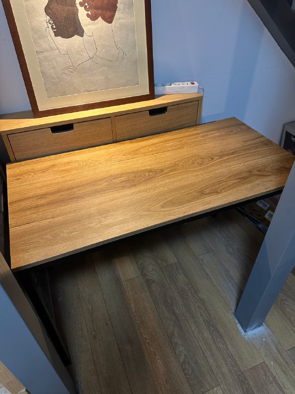 Два монитора PHILIPS V Line 2