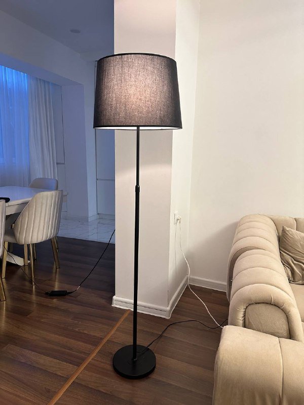 Светильник напольный 2