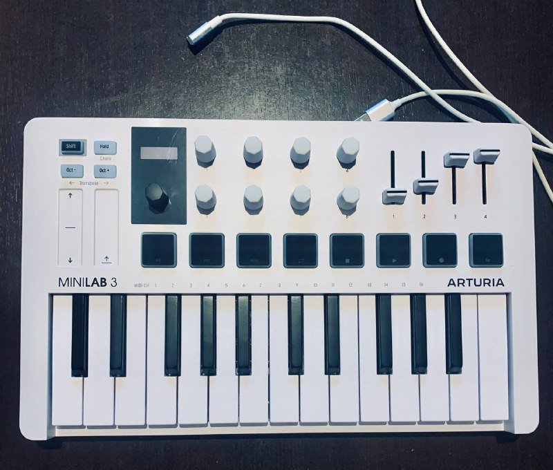 MIDI-клавиатура Arturia MiniLab 3