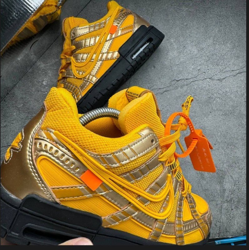 Кроссовки Nike