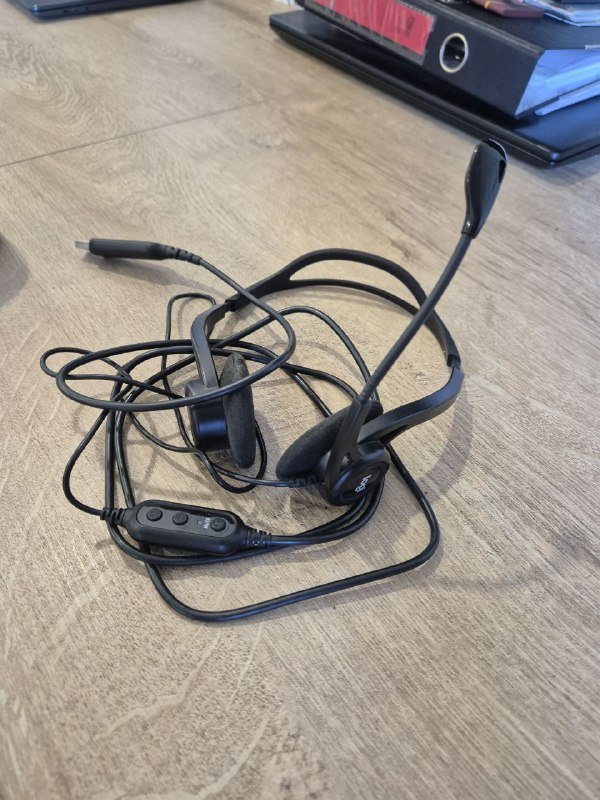 Проводные наушники Logitech с микрофоном