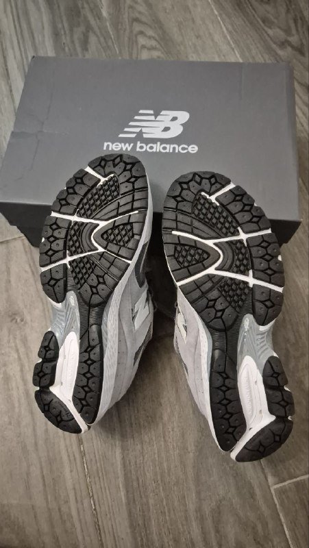 Мужские кроссовки New balance 2002 R, новые, 9 US 4