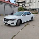 Volkswagen Passat, 2021, 2 л бензин 2
