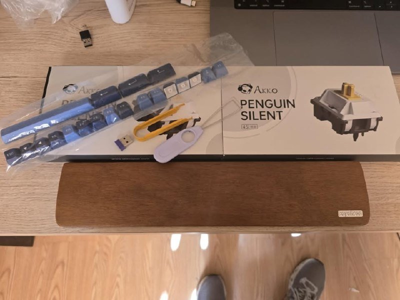 Akko 3098 Multi-mode Mechanical Keyboard with Accessories