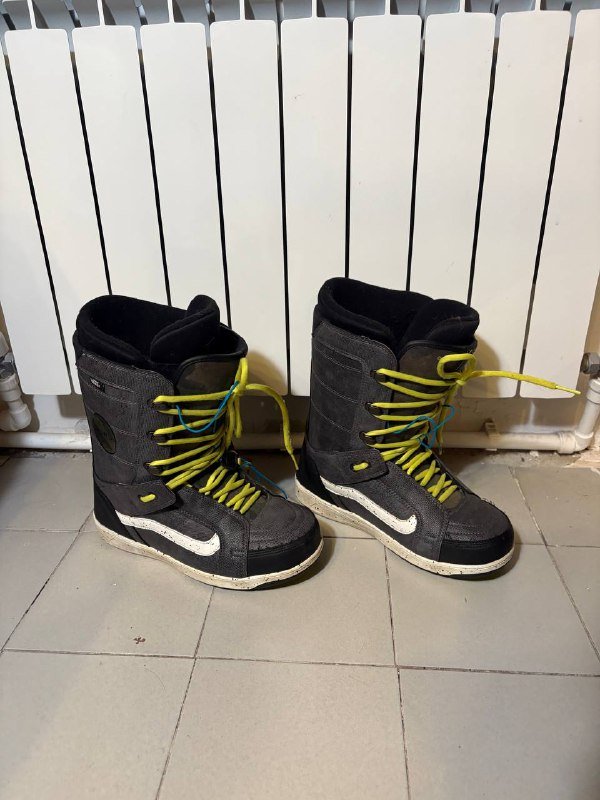 Сноубордические боты Vans High Standard коллаб с Howl