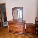 Деревянная мебель, матрасы, диван, телевизоры, микроволновка 2