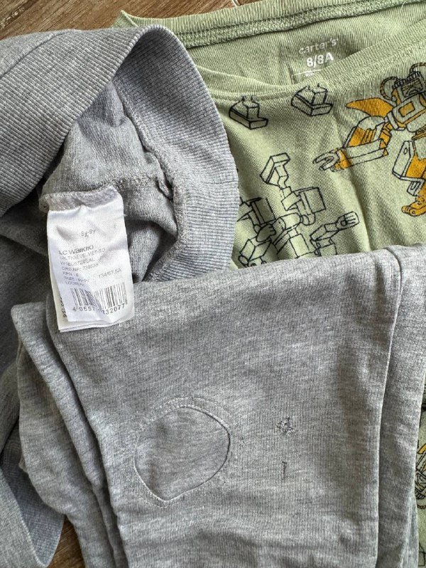 Костюмы и штаны для мальчика 8-9 лет 2