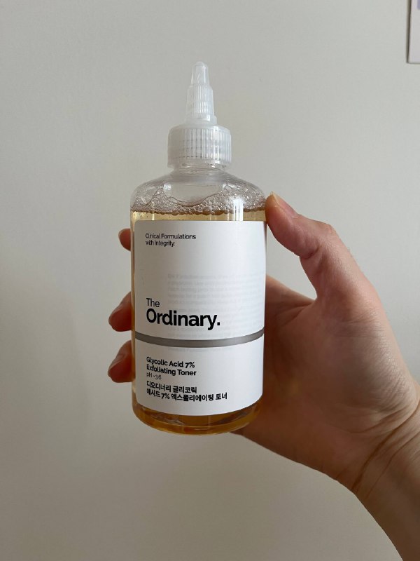The Ordinary Glycolic Acid 7%, Beauty of Joseon Ginseng Cleansing Oil, Elizavecca CER-100 Hair Essence Oil