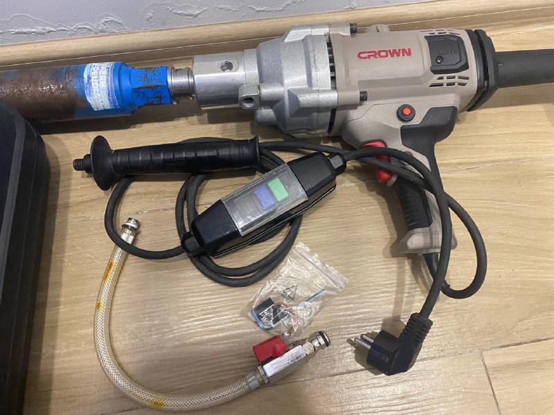 Алмазный бур Crown CT32035 с немецкой коронкой Kern 62мм 2