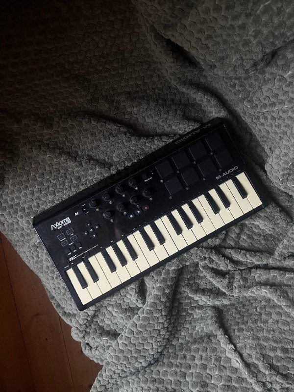 Миди клавиатура M-Audio Axiom AIR Mini 32