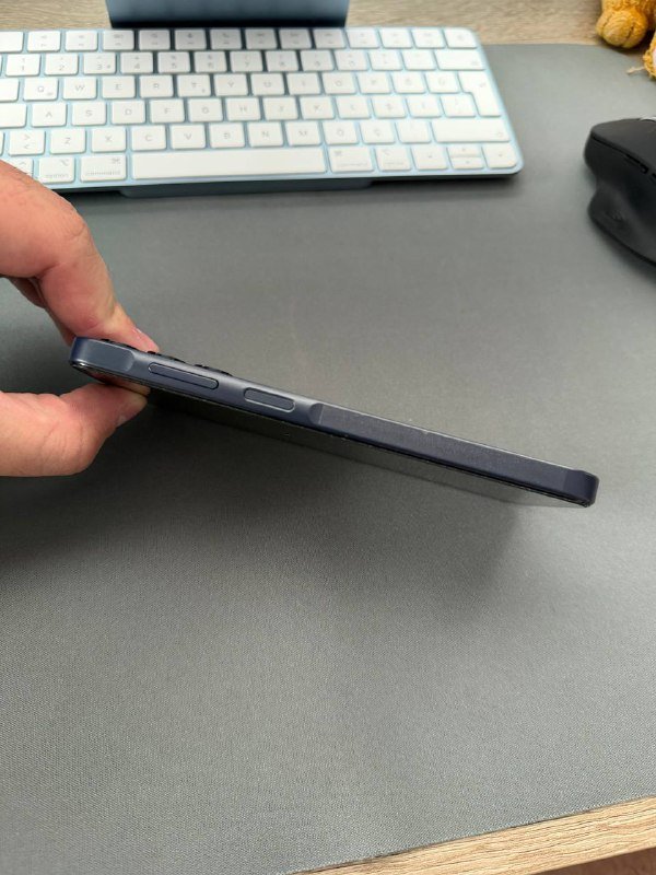 Apple Watch Ultra 2, Samsung A15, ноутбук DEXP Aquilon 5