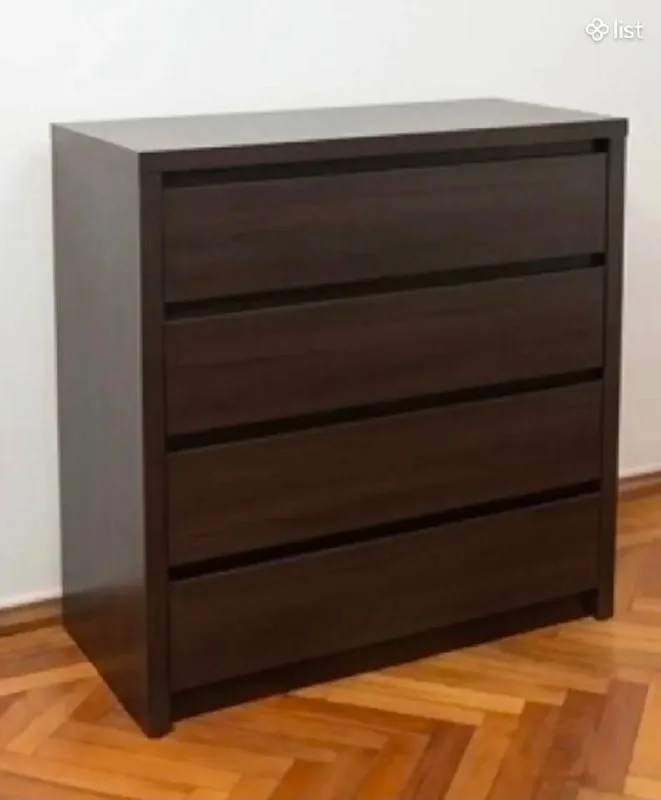 Spacious 4-drawer dresser, Wenge
