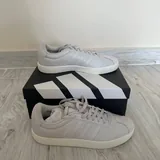 Кроссовки Adidas 4