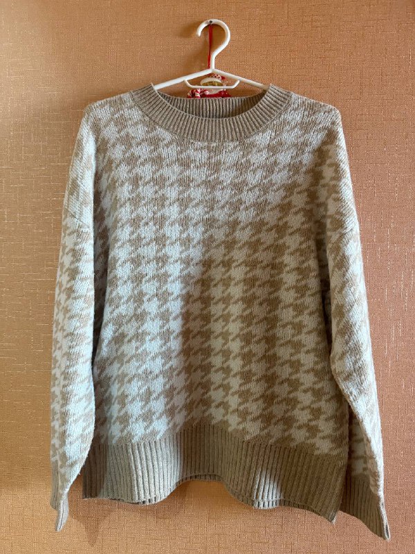 Женские свитера три штуки 4