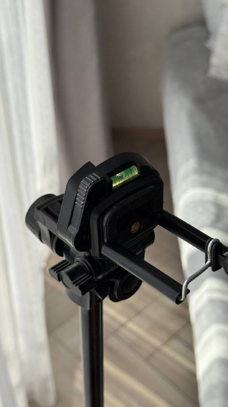 Штатив с креплением для фотоаппарата и телефона