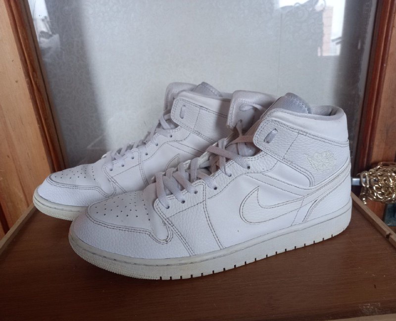 Кроссовки Nike Air Jordan, Adidas, блендер, вафельница, куртки-дождевики, джинсовая куртка 2