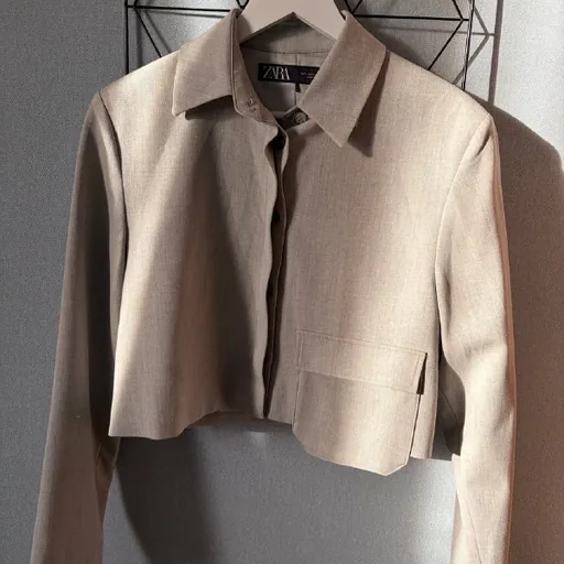 Укороченный женский пиджак Zara светло-серый