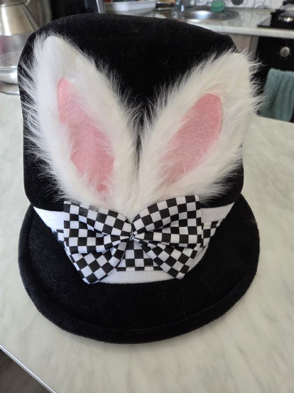 Стабилизатор напряжения, шляпа-кролик, цветы искусственные, фонарики грибочки, ролики для техники, туфли 38 р 2